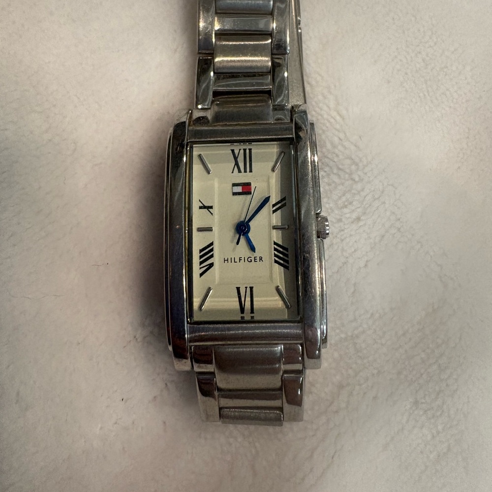 Vintage Tommy Hilfiger Silver Watch with Cream Face